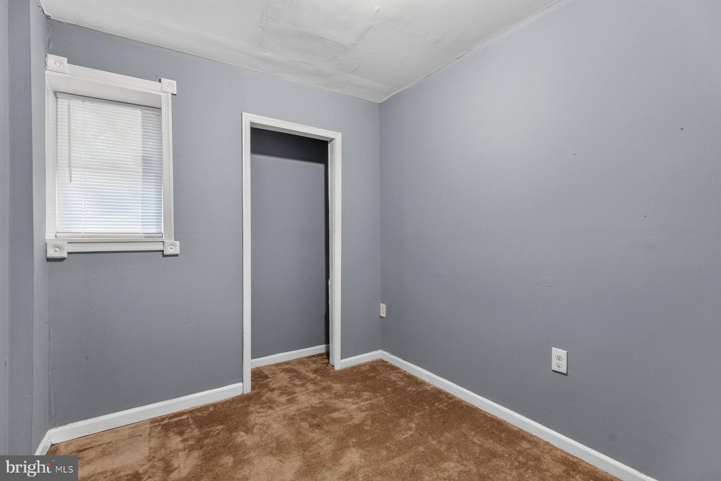 2036 Walbrook Avenue photo 13