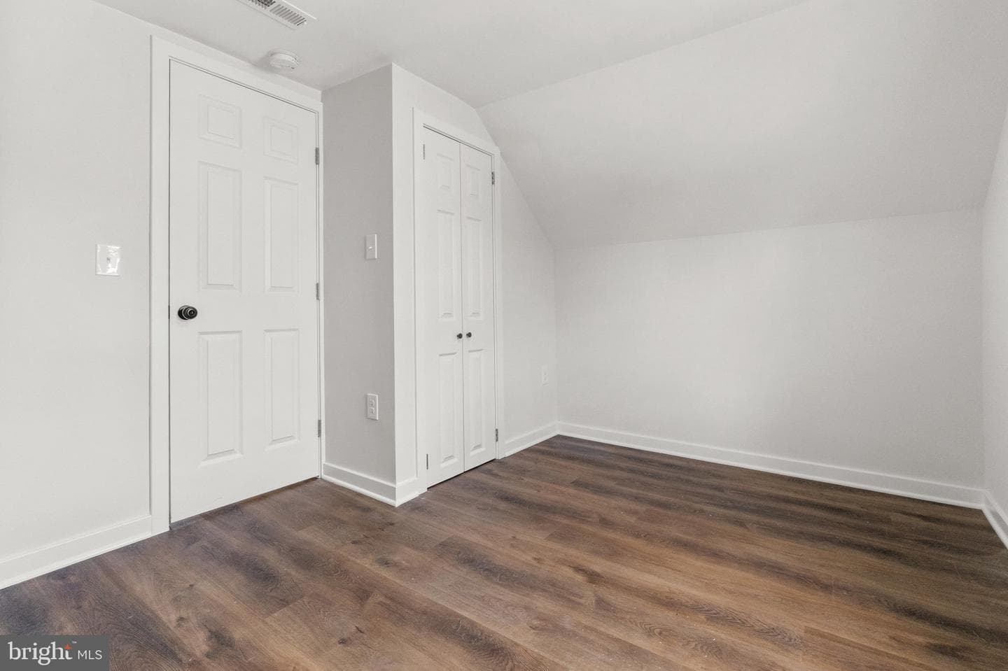 3009 Milford Avenue photo 22