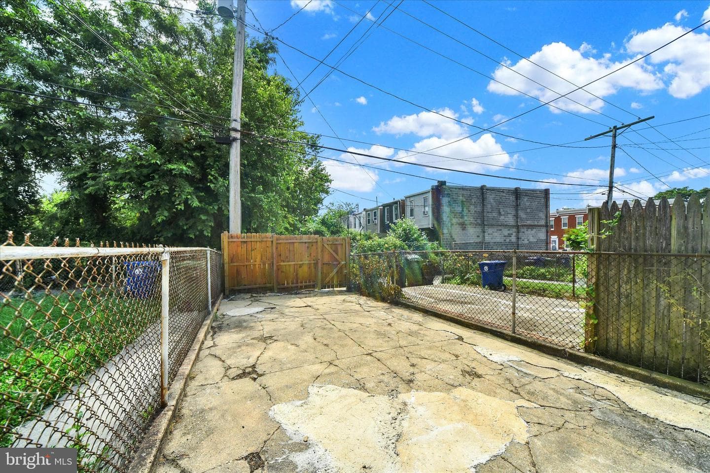 1813 N Bentalou Street photo 32
