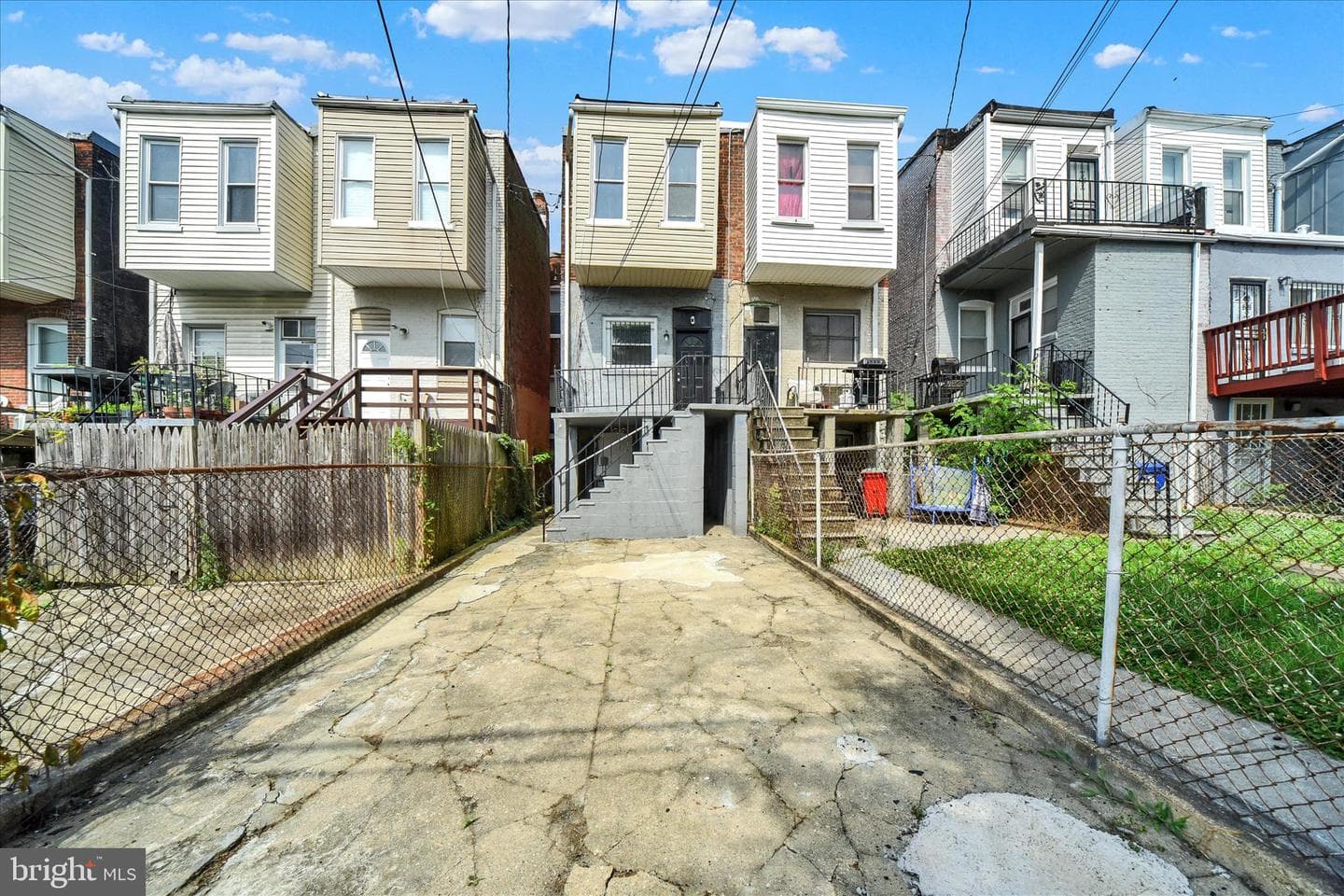 1813 N Bentalou Street photo 33