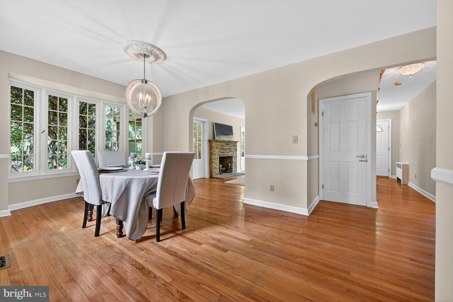 2119 Edmondson photo 24
