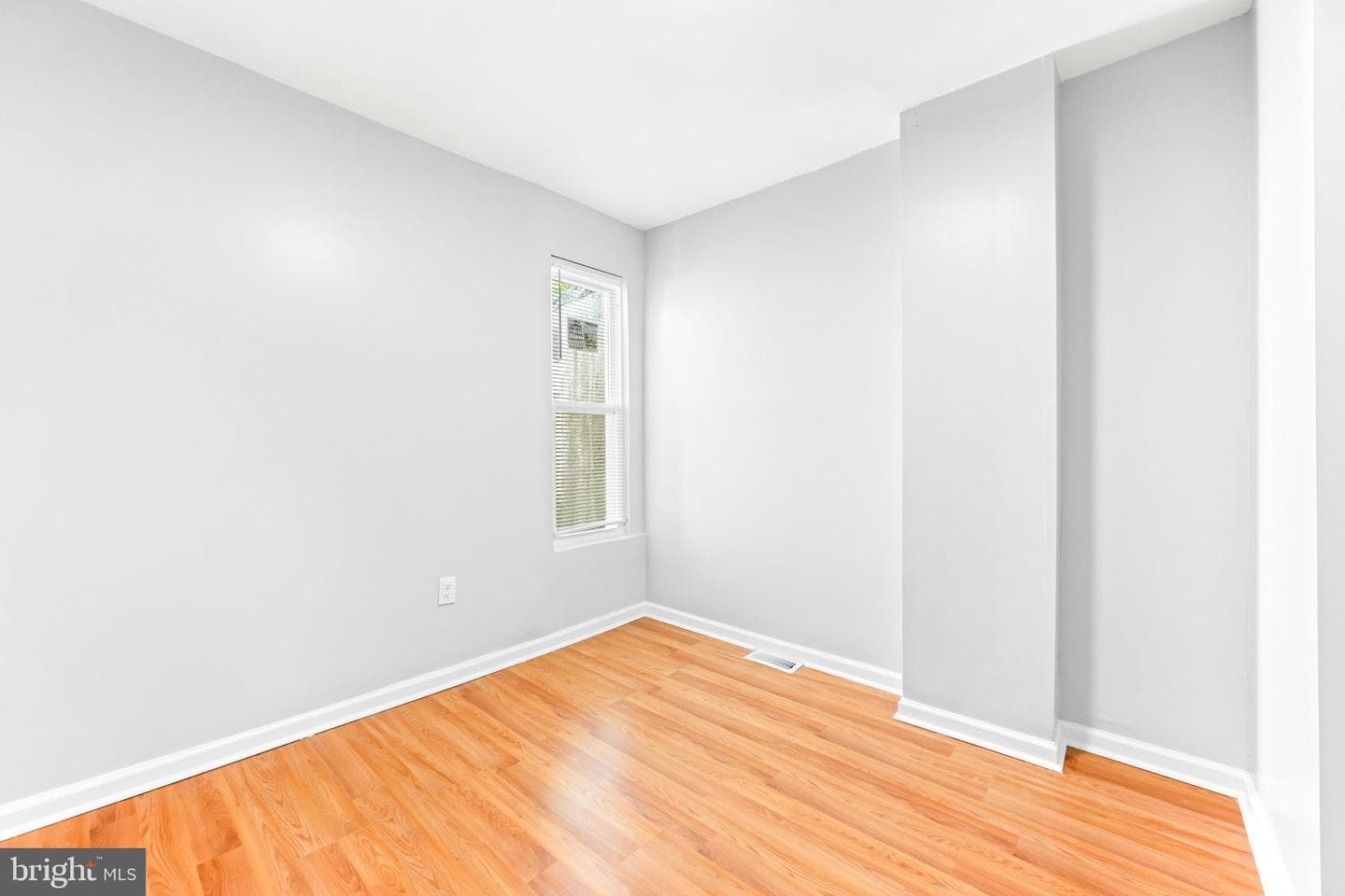 1629 N Wolfe Street photo 17