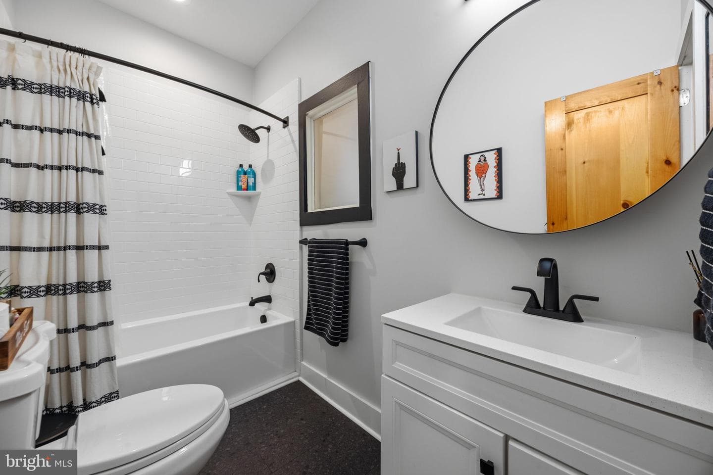 3208 Elliott Street photo 26