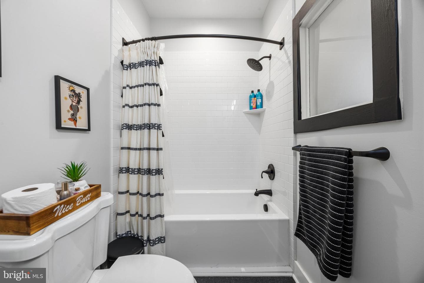 3208 Elliott Street photo 27