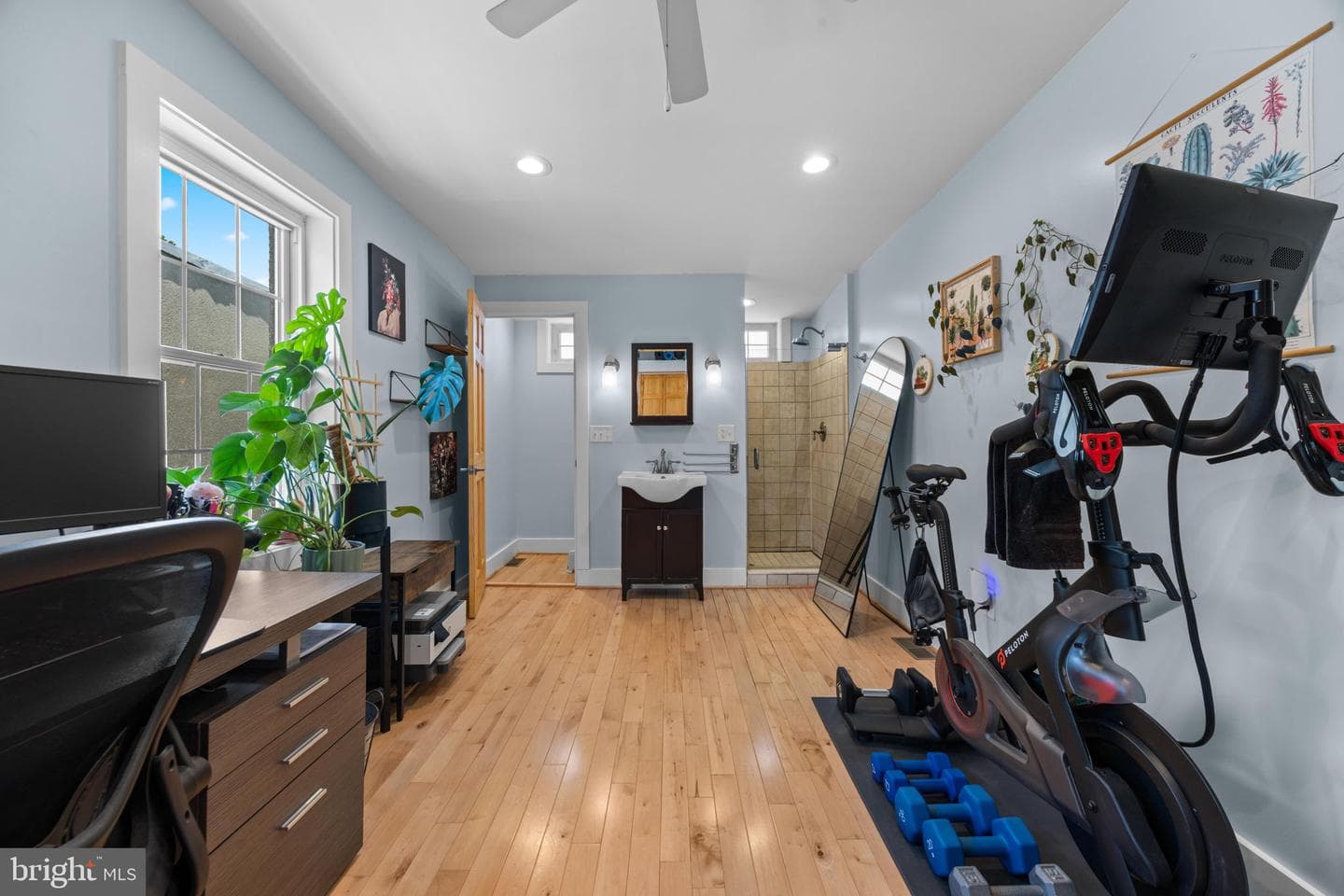 3208 Elliott Street photo 32