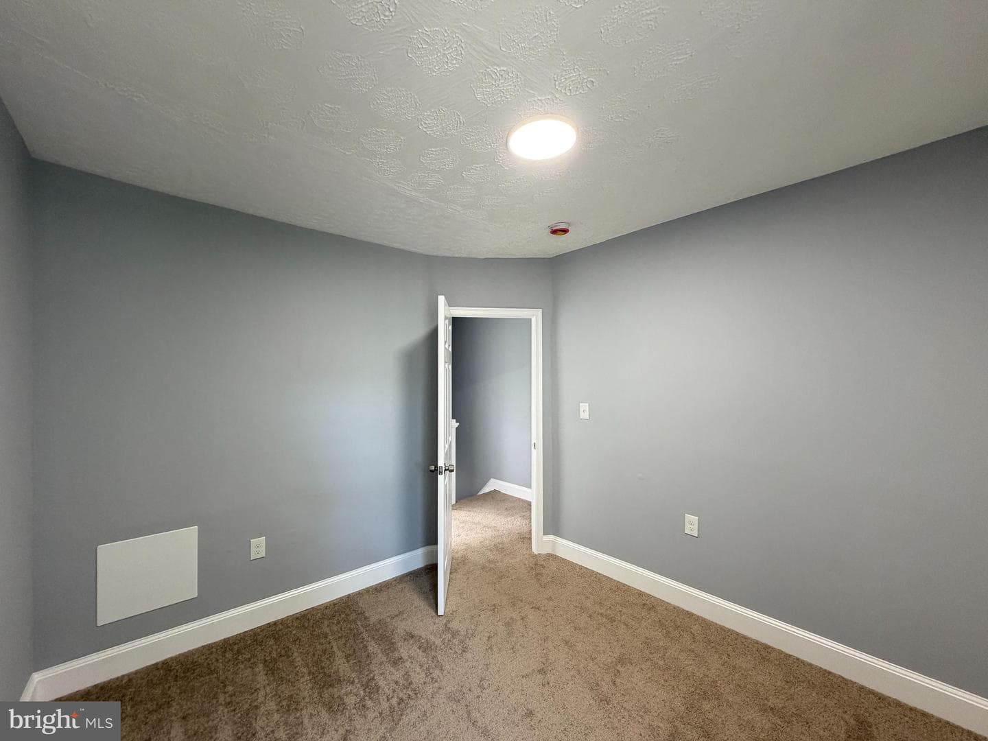 1410 N Milton Avenue photo 22
