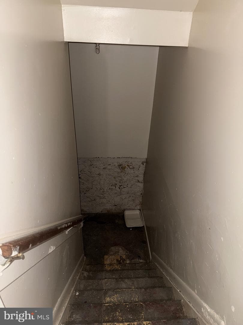 1842 E 28th Street photo 12