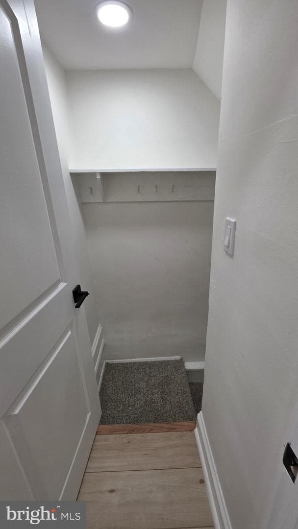 752 N Grantley Street photo 38