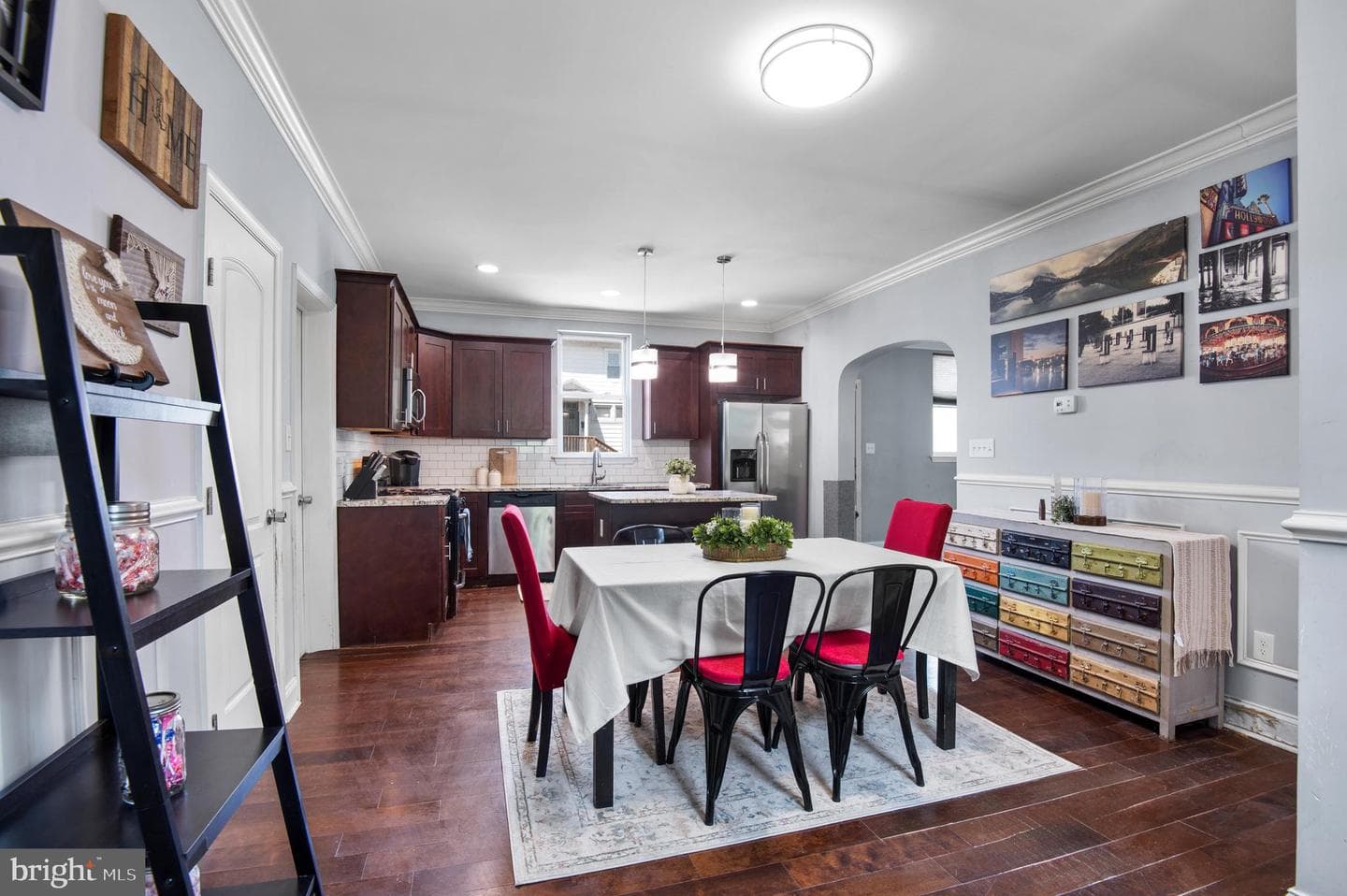 3010 Howard Park Avenue photo 10