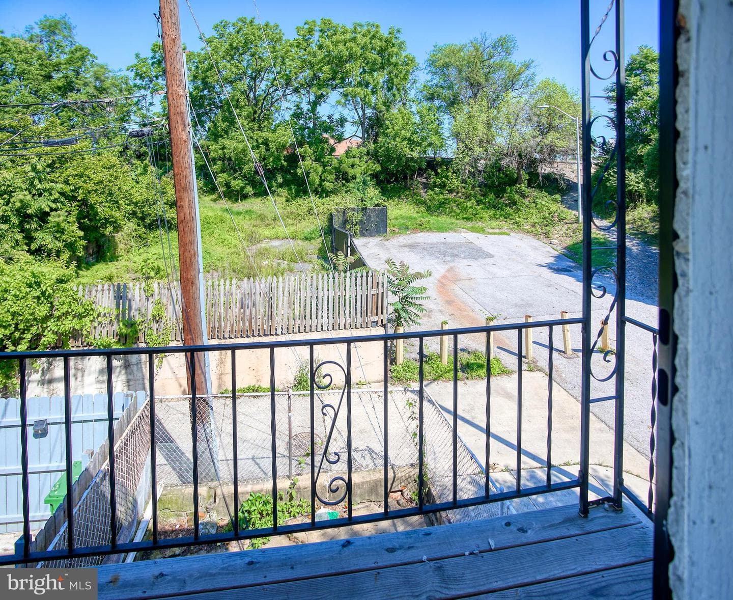 1200 Glyndon Avenue photo 16