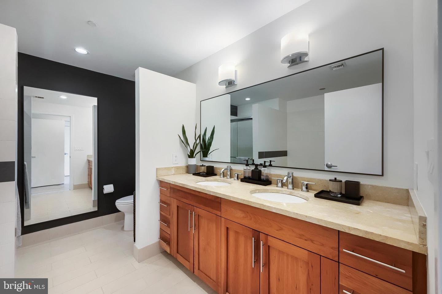 1200 Steuart Street #514 photo 24