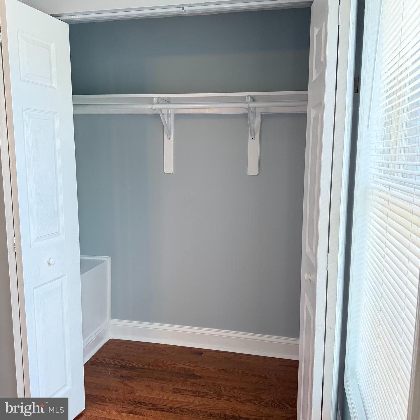 1214 N Woodyear Street photo 9