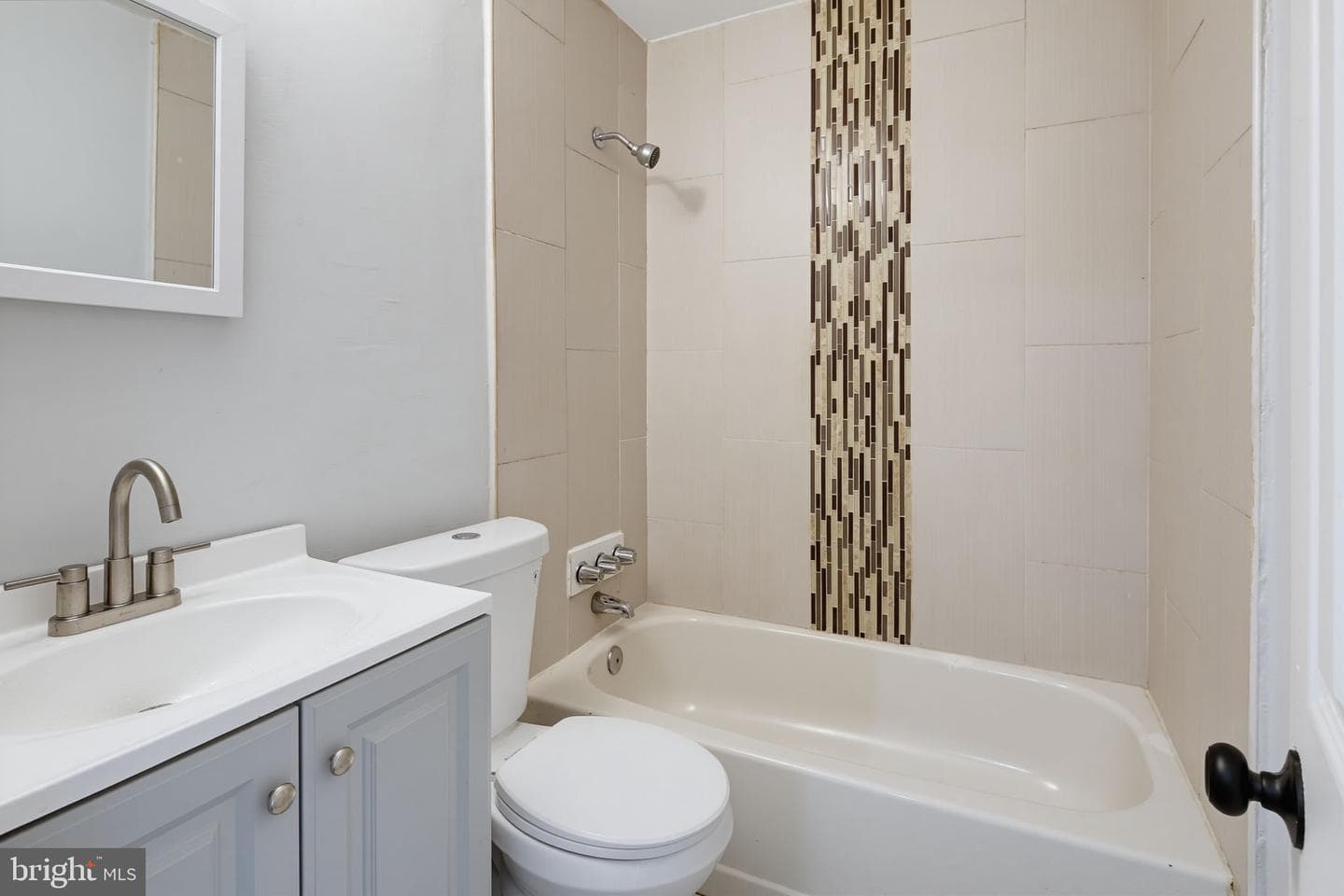 3704 Saint Margaret Street photo 3