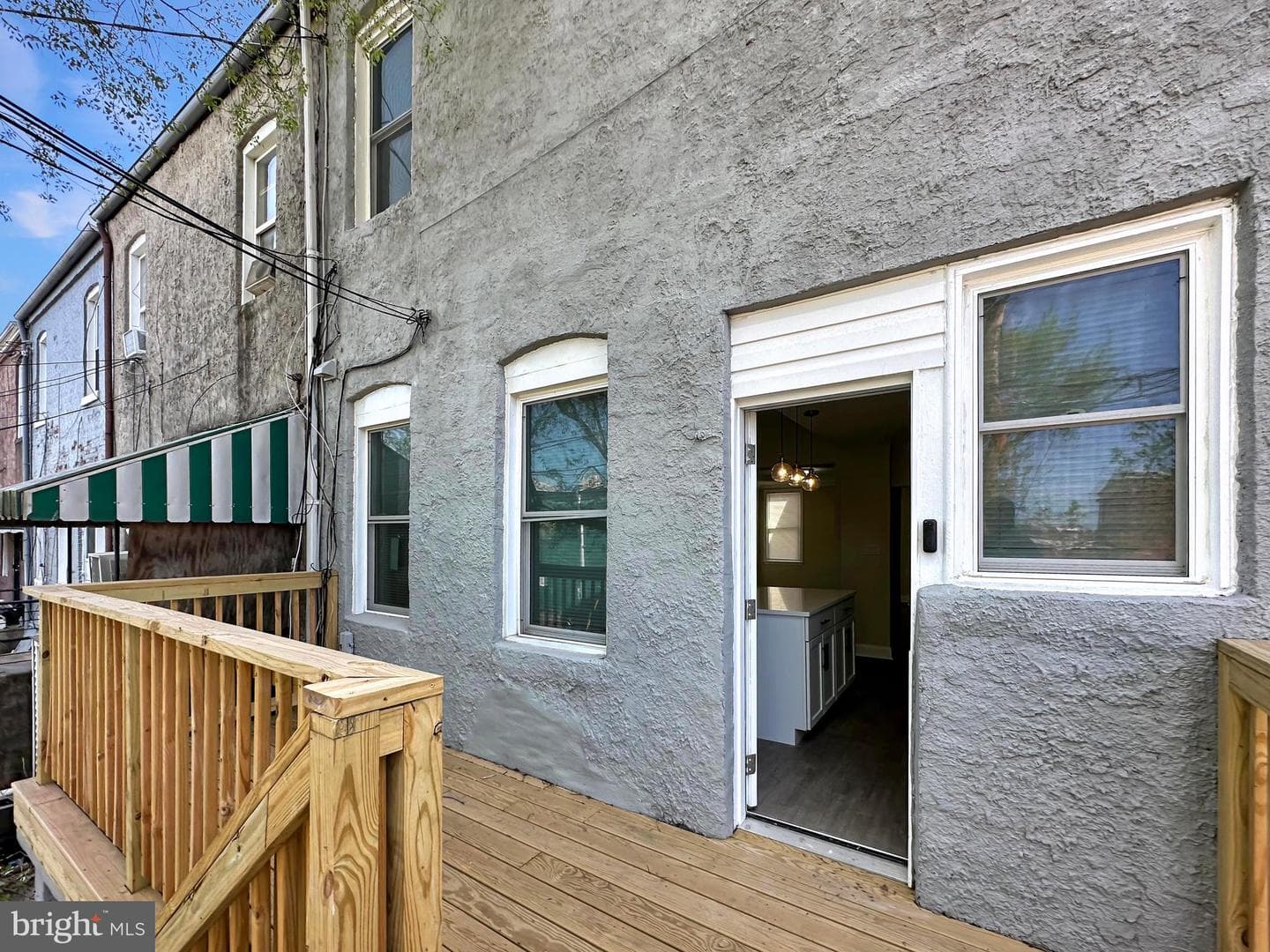 1724 E 25th Street photo 17