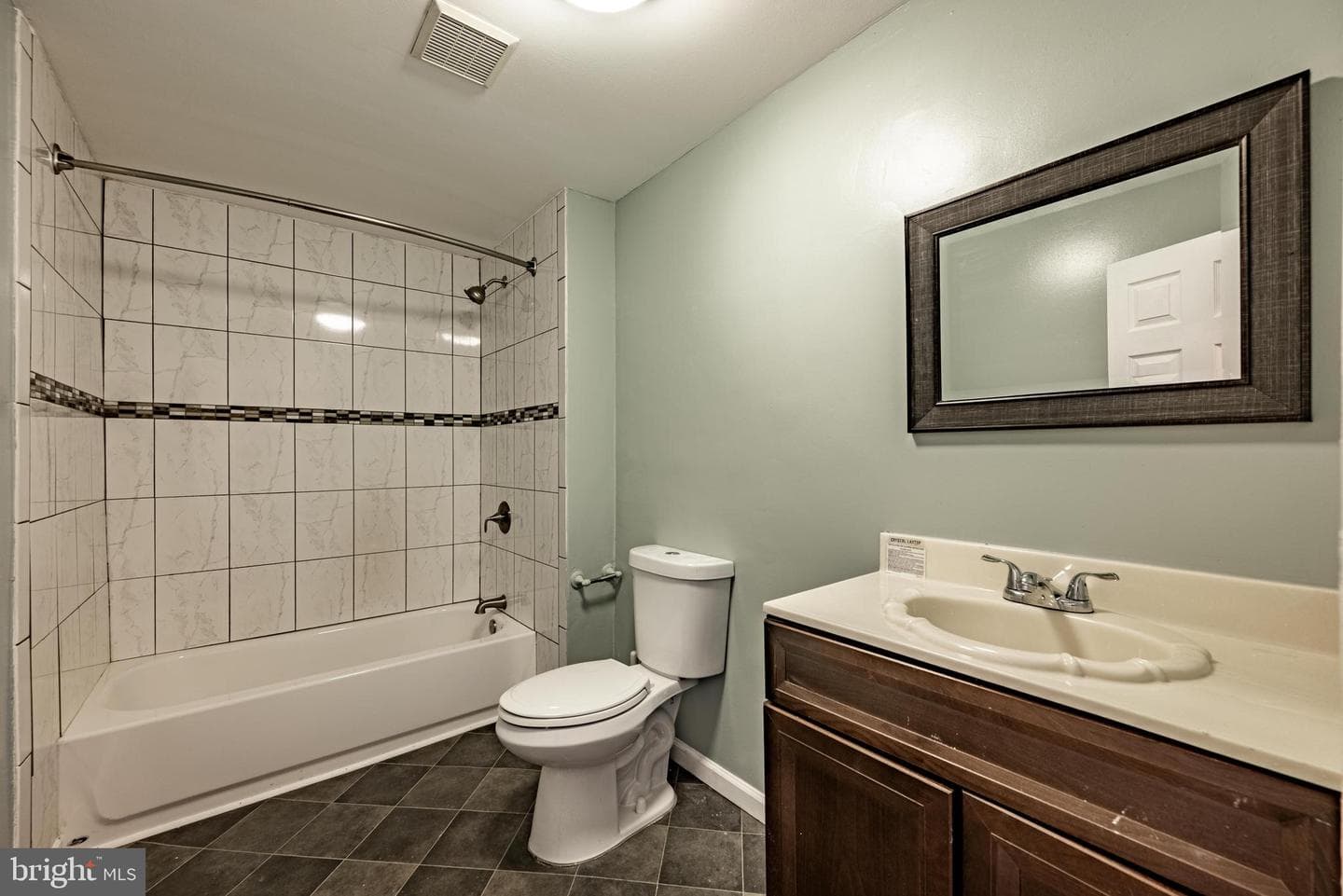 2019 E North Avenue photo 20