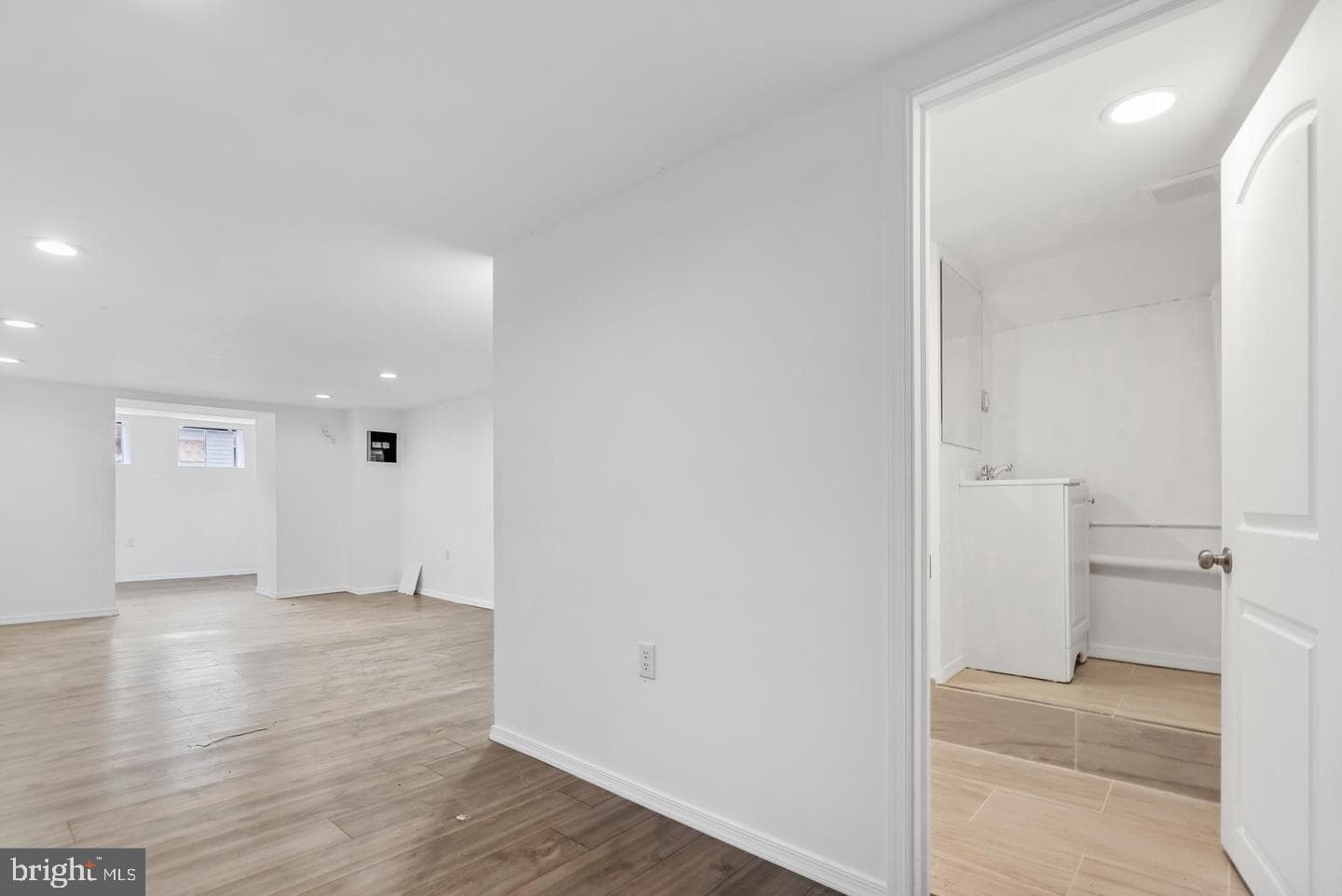 4007 W Garrison Avenue photo 16