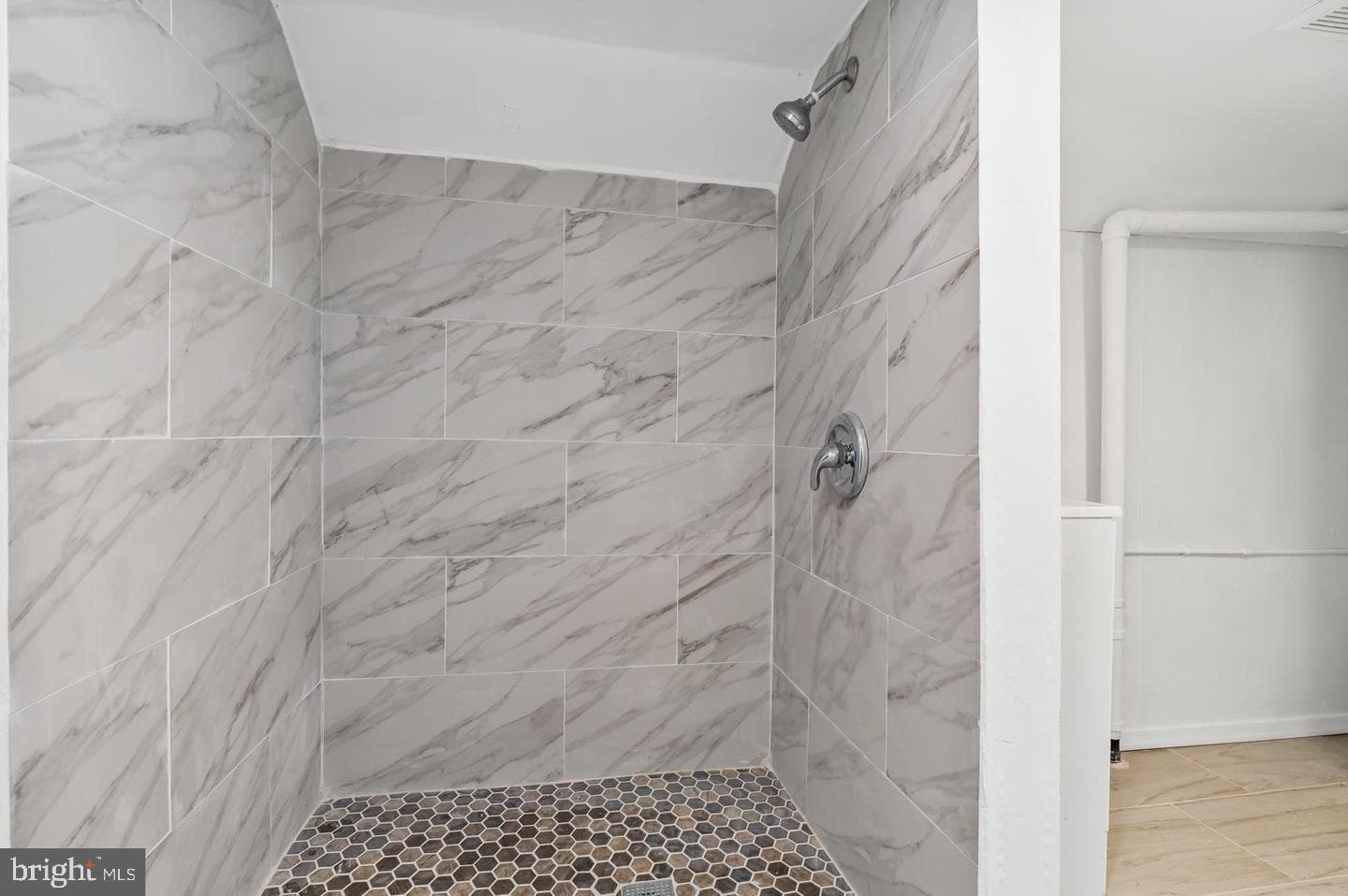 4007 W Garrison Avenue photo 17