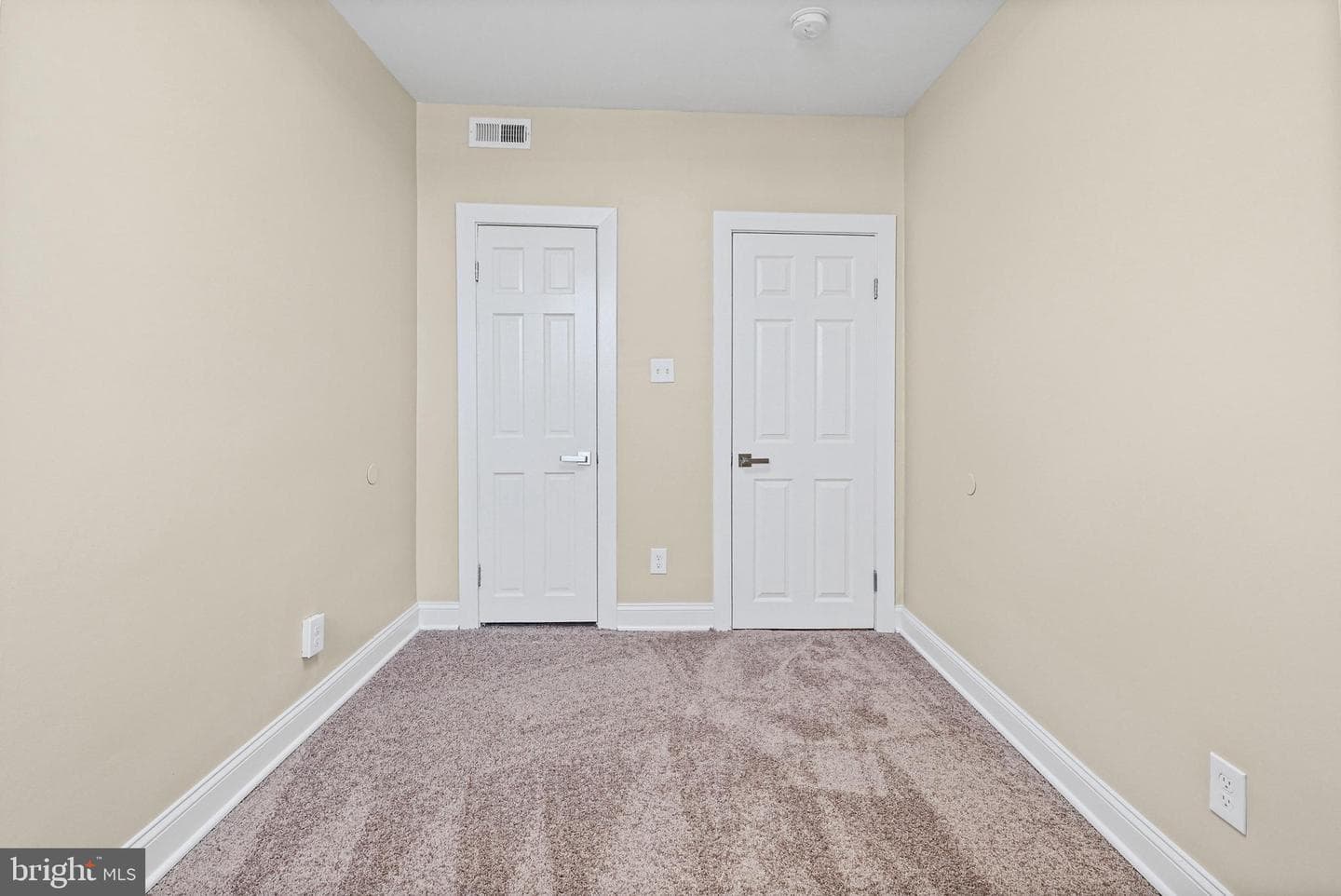 3010 Brendan Avenue photo 16