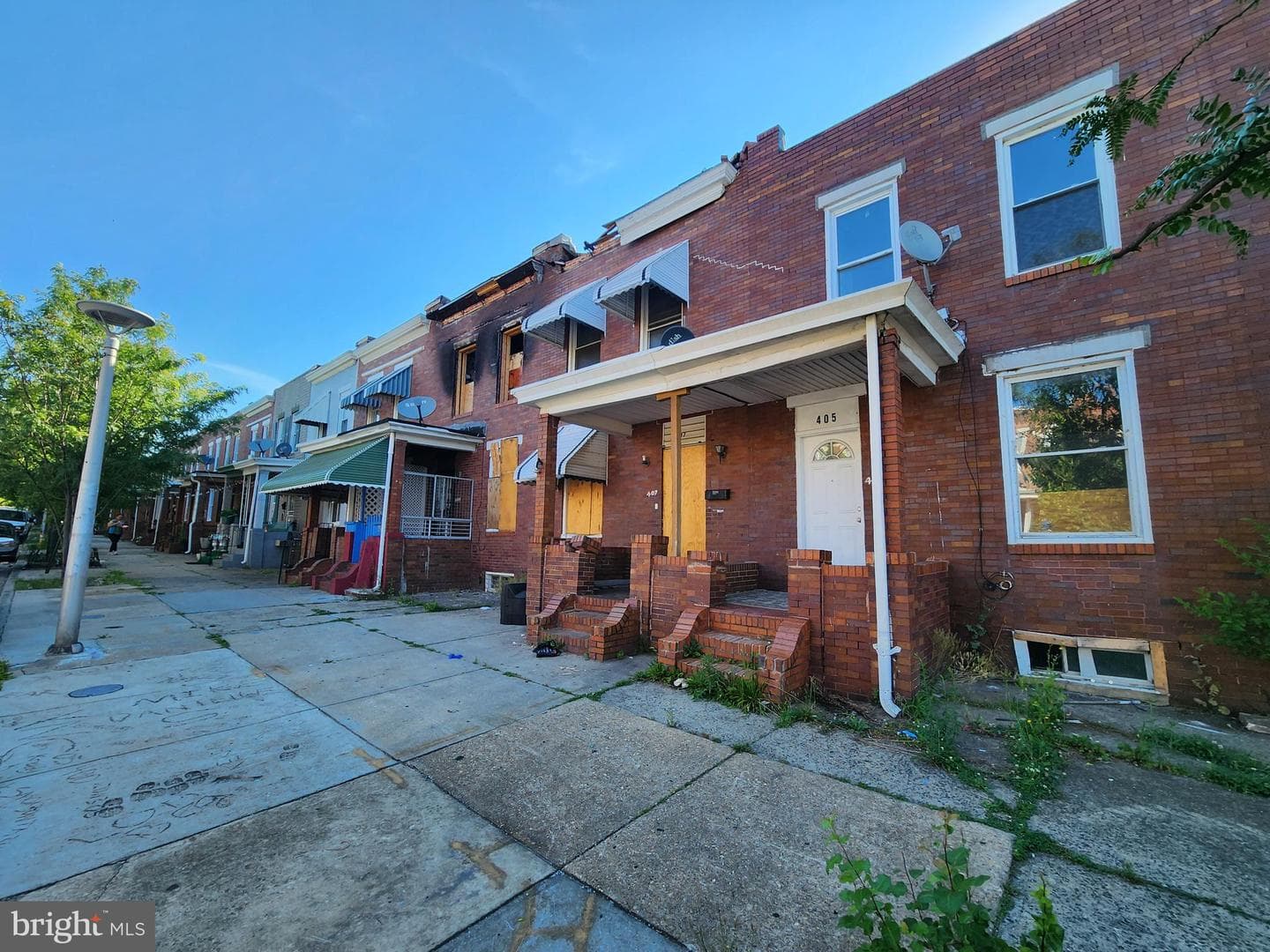 407 Clinton Street photo 4