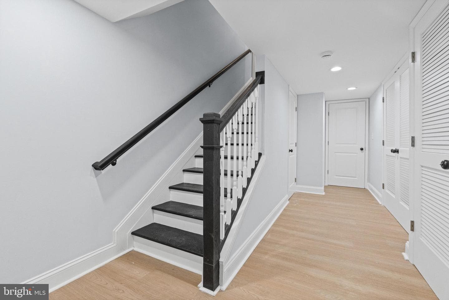 1145 Myrtle Avenue photo 37