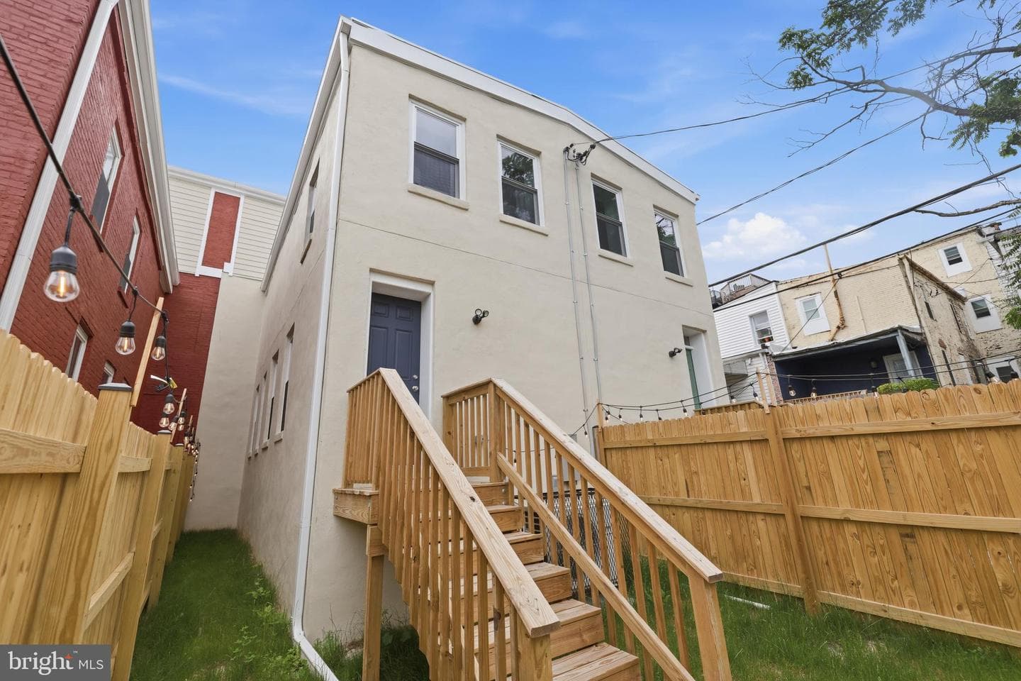 107 Fulton Avenue S photo 31