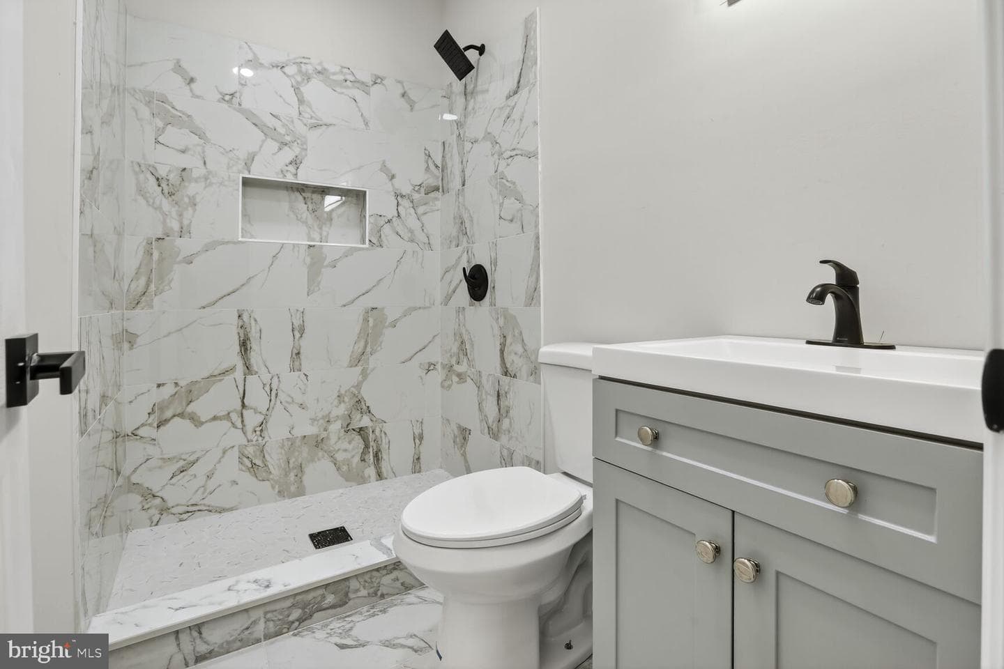 1701 N Monroe Street photo 11