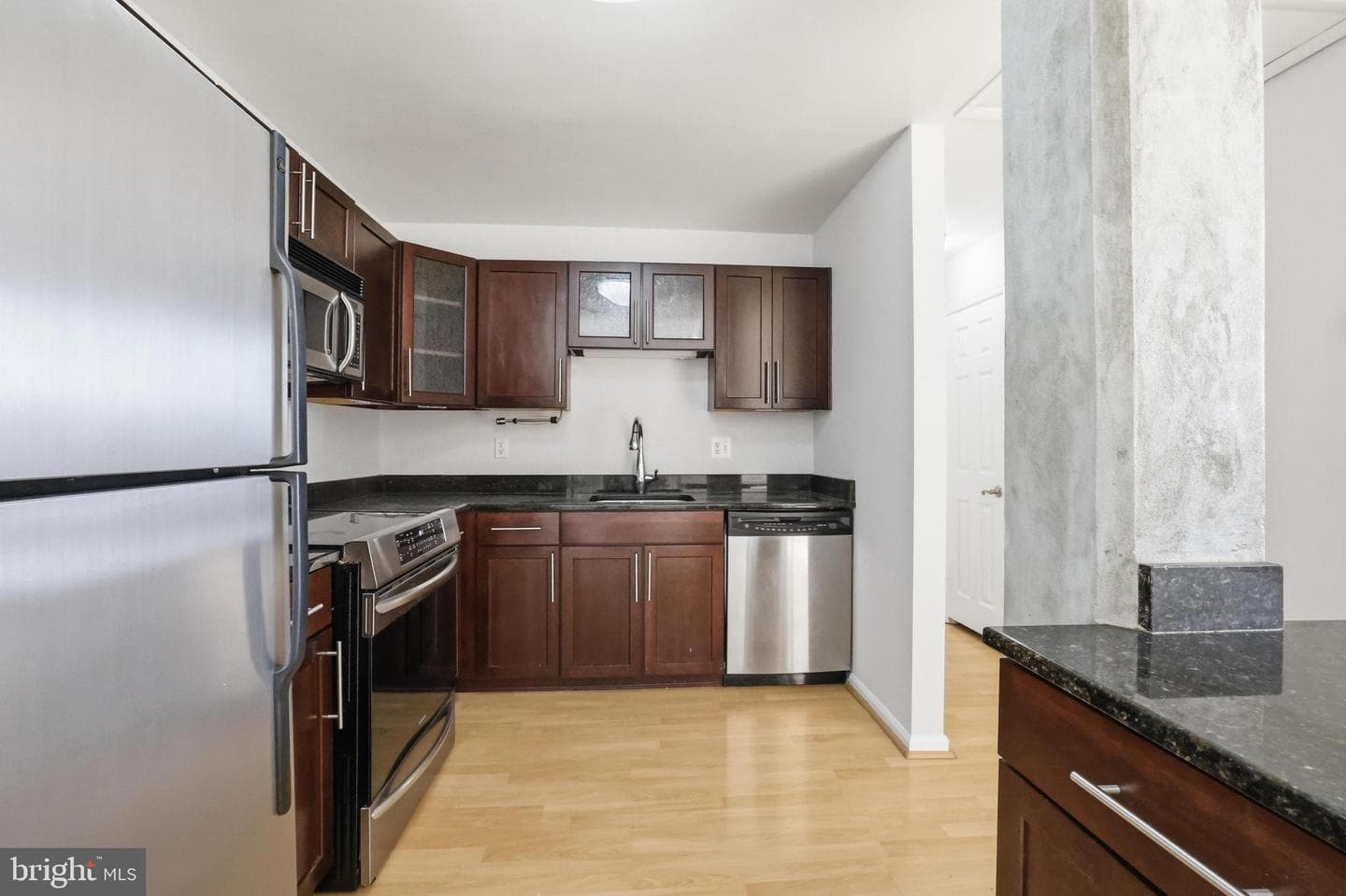 1011 Hunter Street #c-4 photo 4