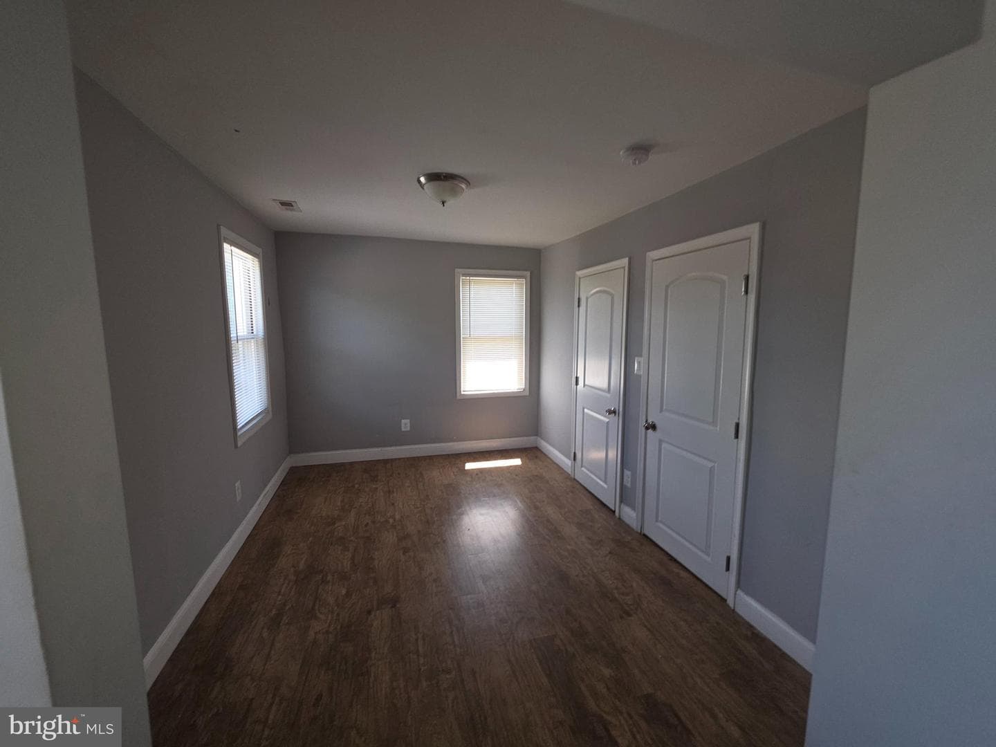 4002 Mortimer Avenue photo 13