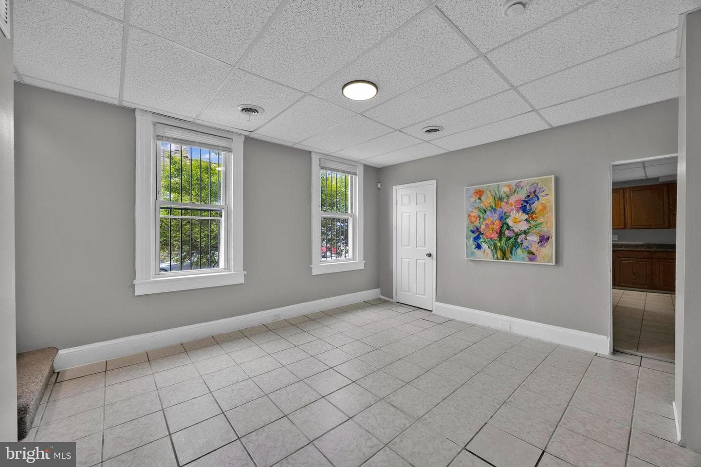 500 N Luzerne Avenue photo 7