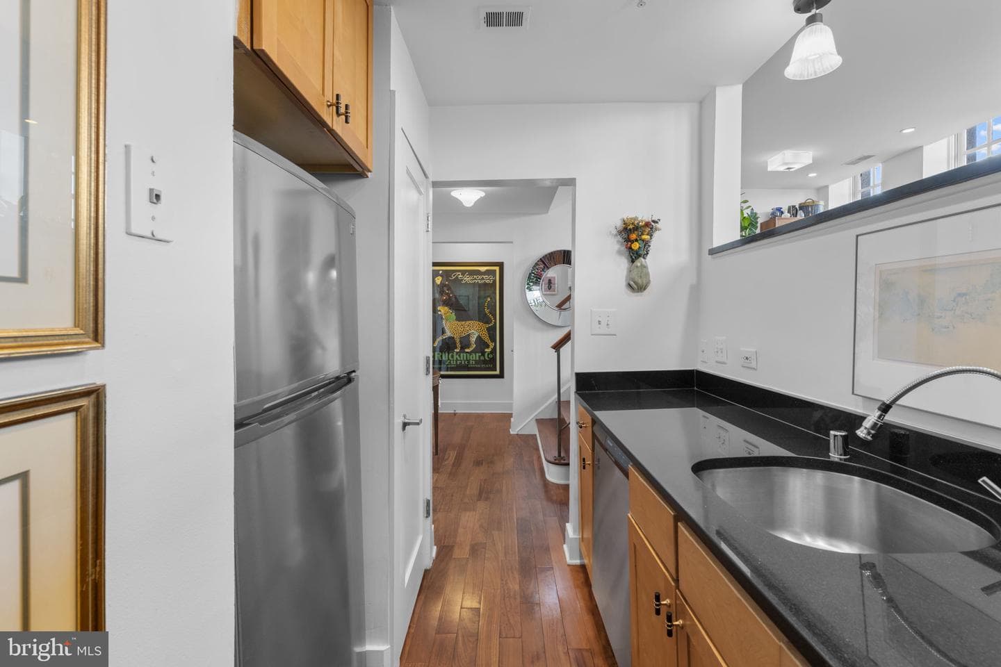 1714 Park Avenue #302 photo 16