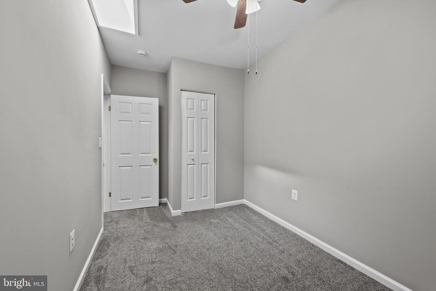 425 Ilchester Avenue photo 22