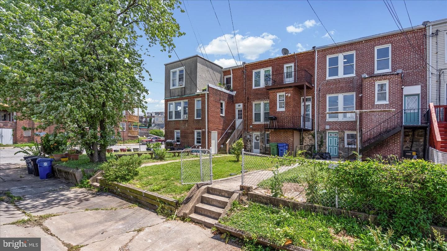 1824 E 32nd Street photo 36
