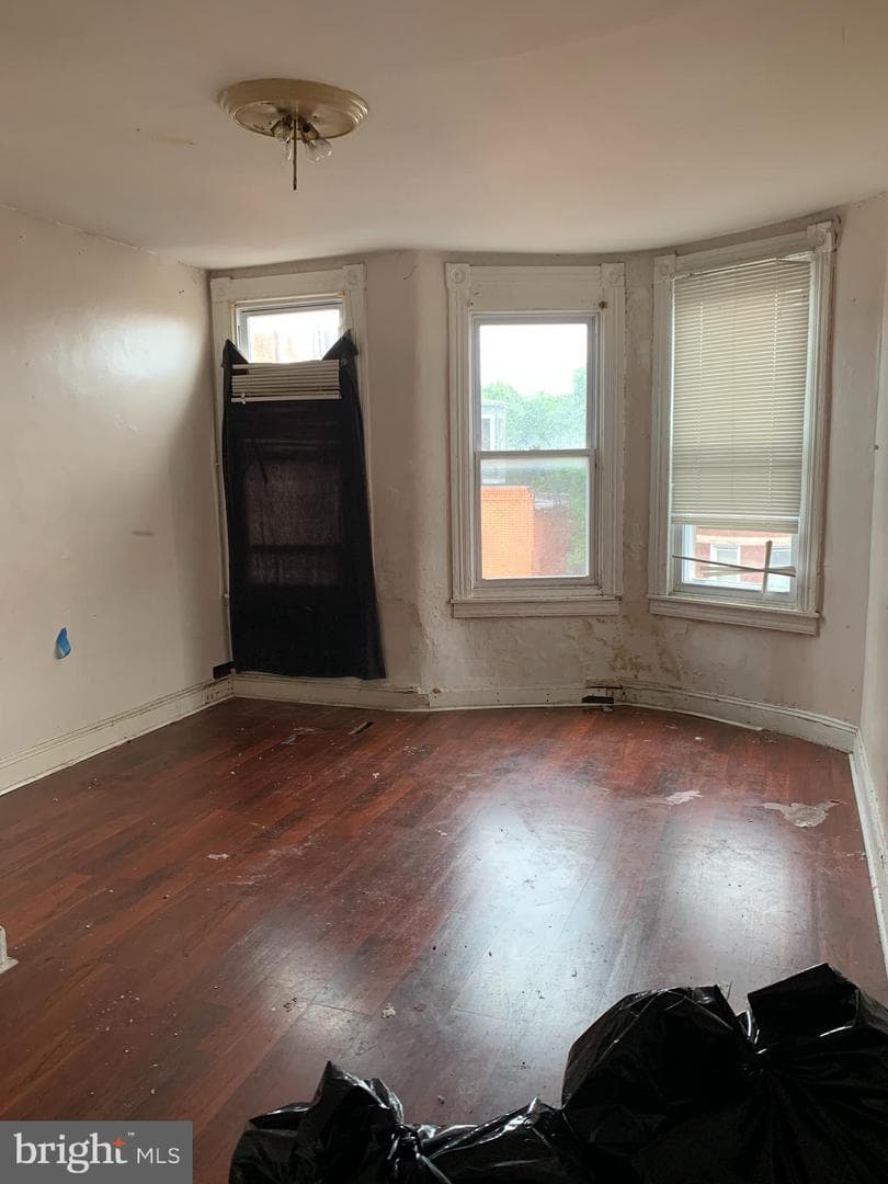 1826 Appleton Street photo 3