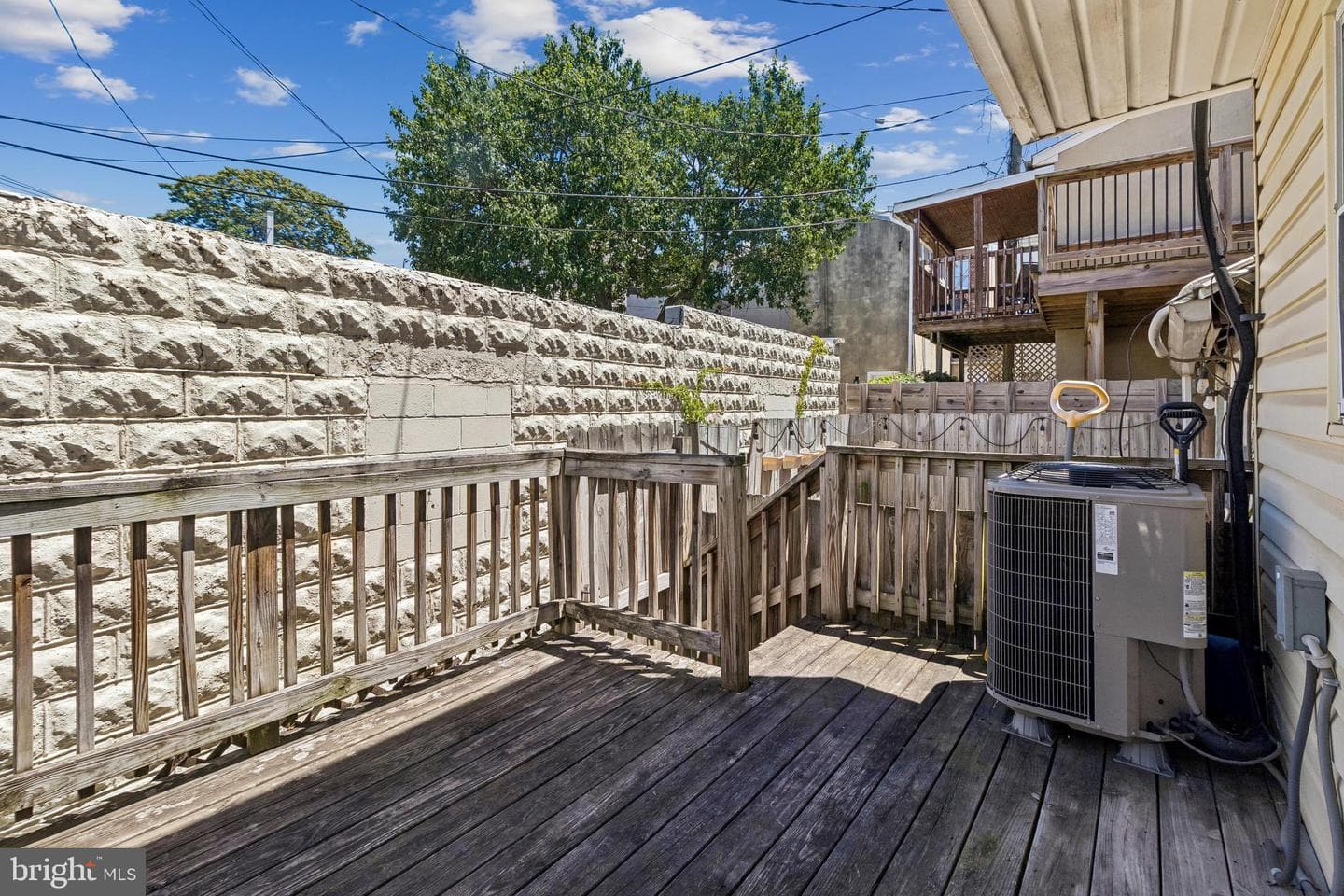 40 E Barney Street photo 26