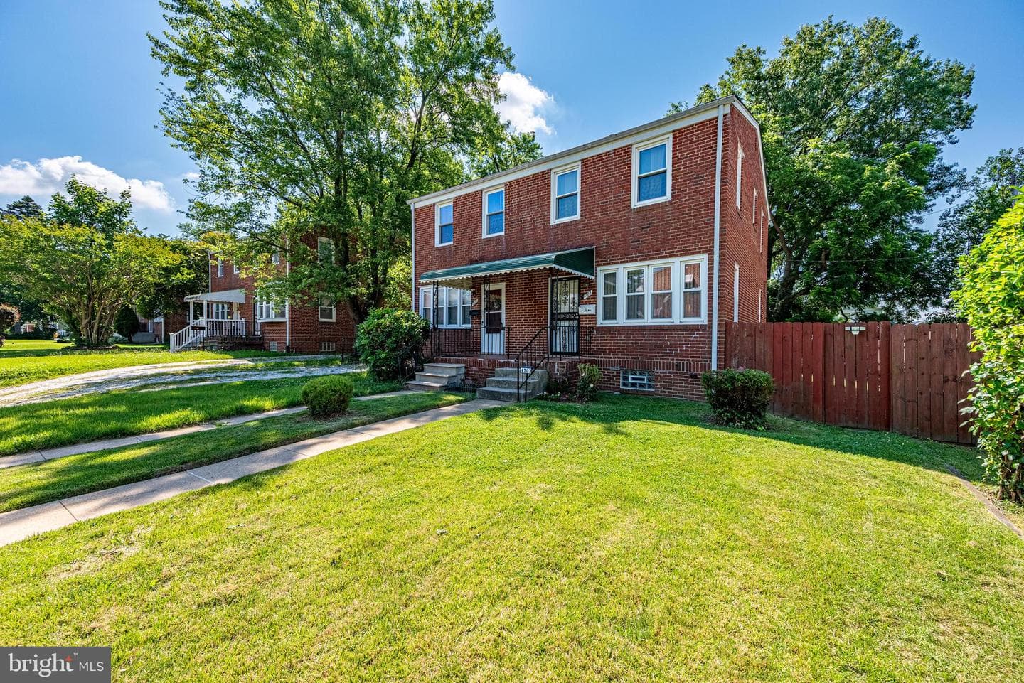 4703 Luerssen Avenue photo 1