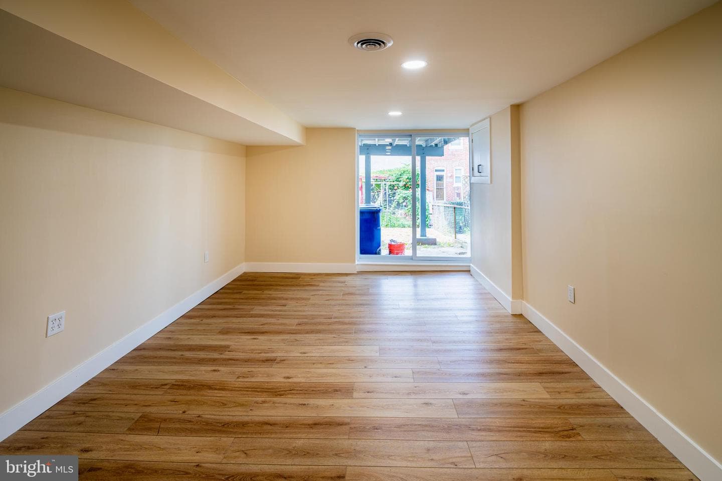 1230 W 37th Street photo 30