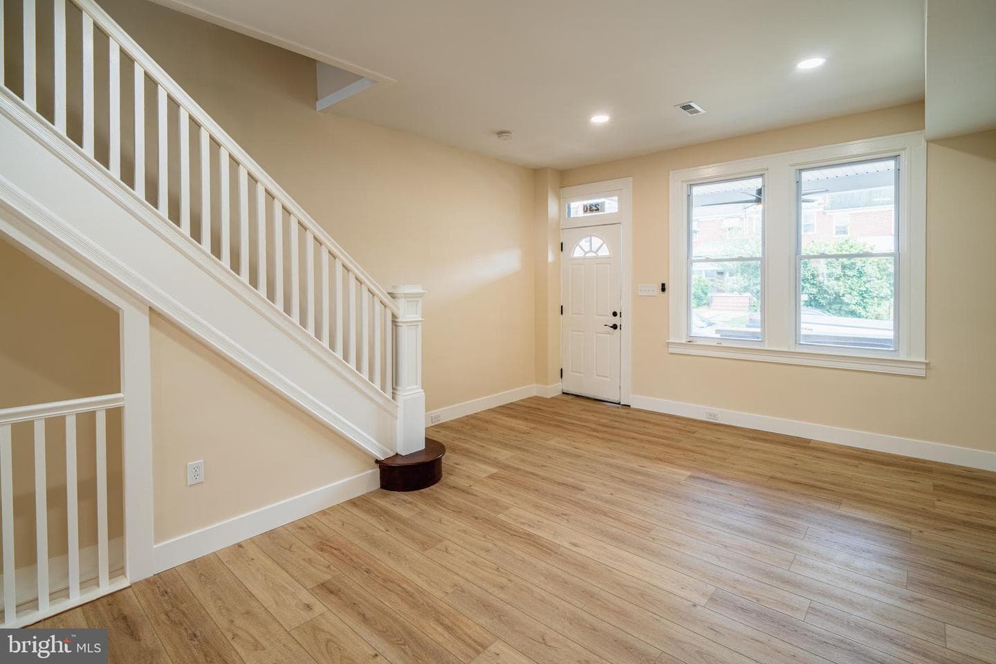 1230 W 37th Street photo 7