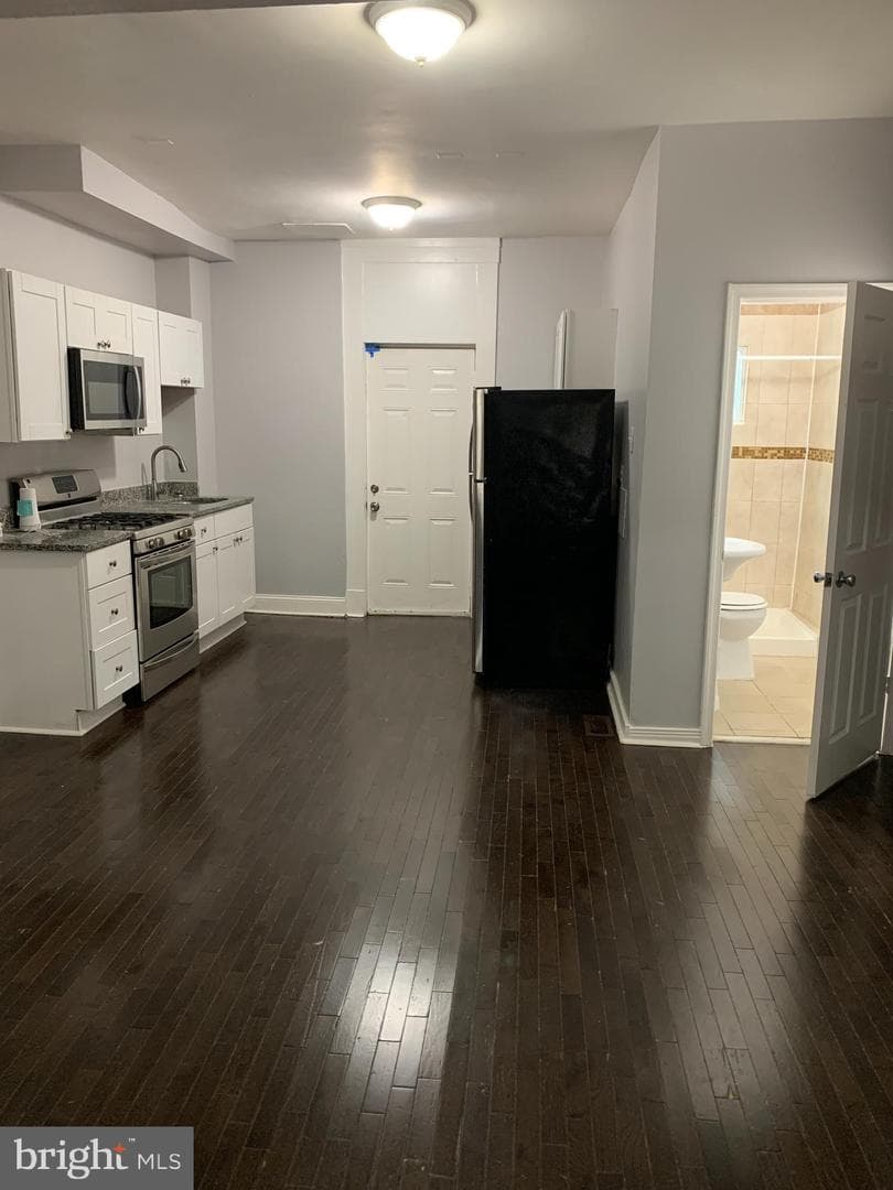 519 Beaumont Avenue photo 3