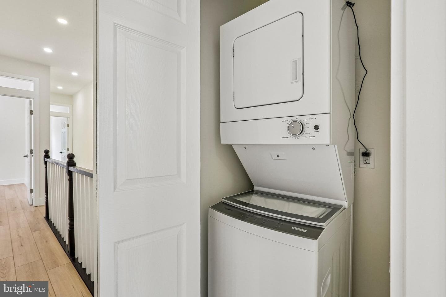 3007 Presstman Street photo 21
