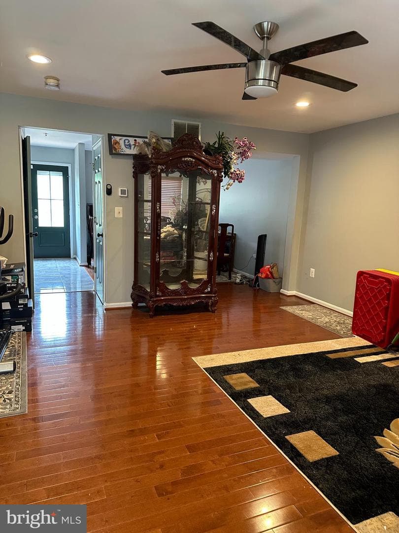 1202 Laurens Street photo 2