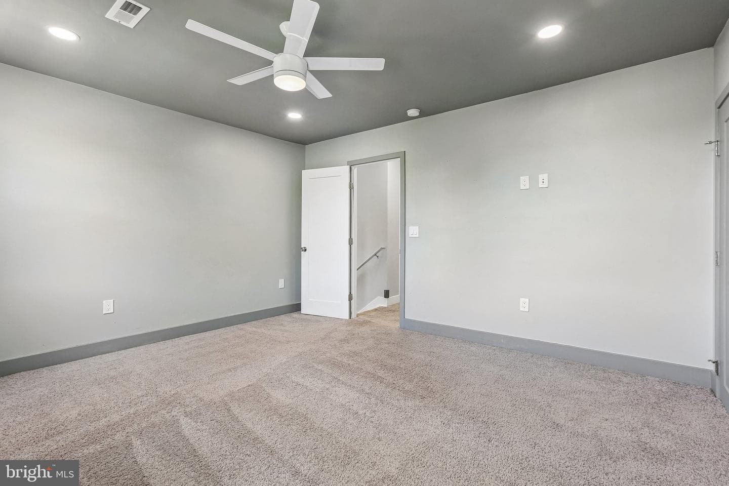 6204 Everall Avenue photo 20