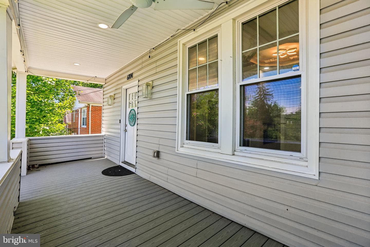 6204 Everall Avenue photo 3