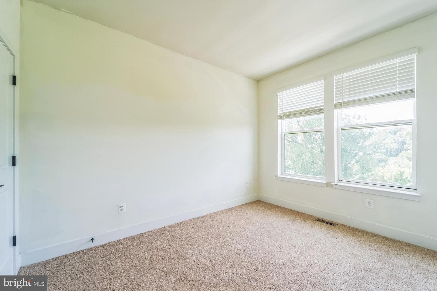 4306 Roland Heights Avenue photo 24