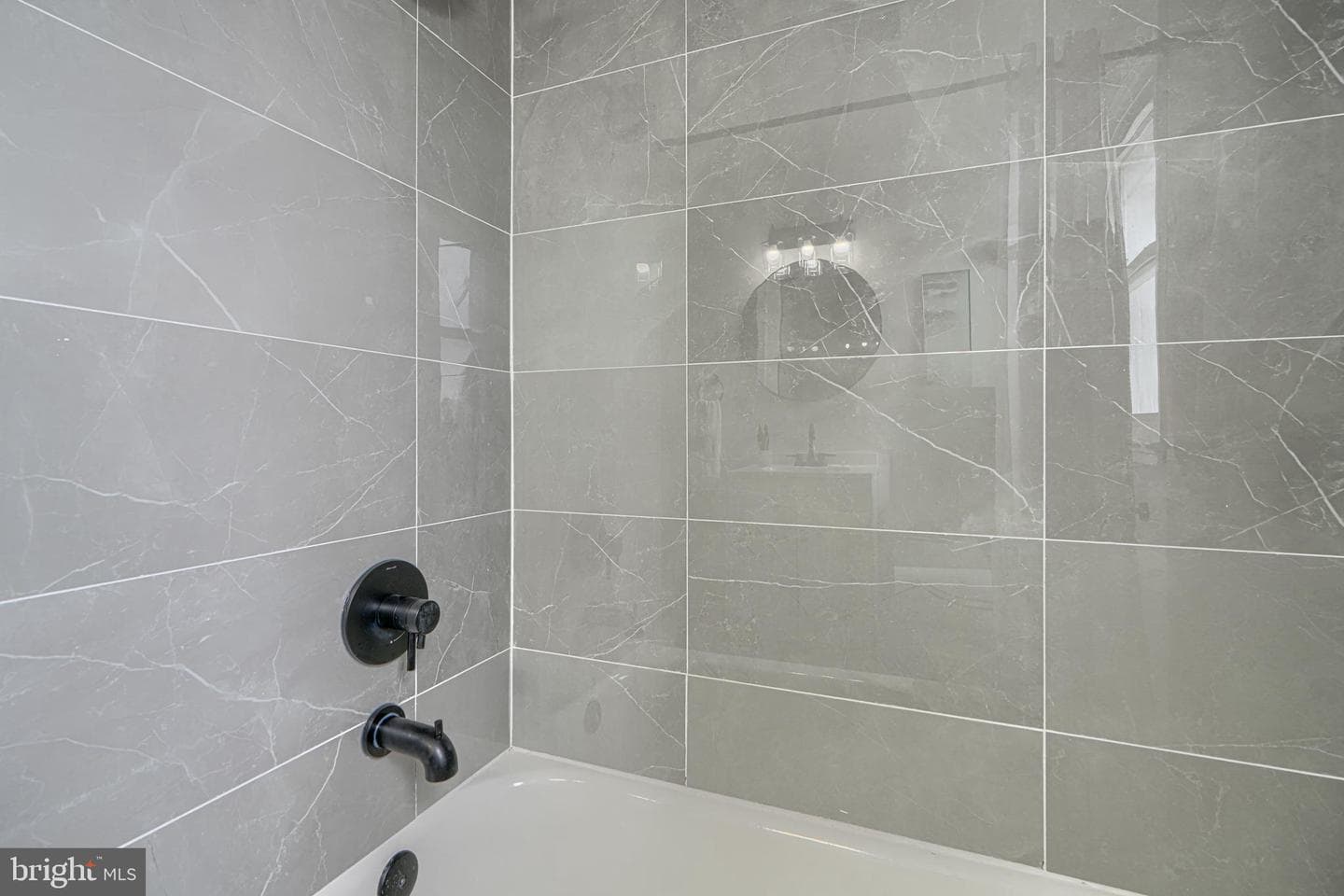 1905 Heathfield Road photo 25