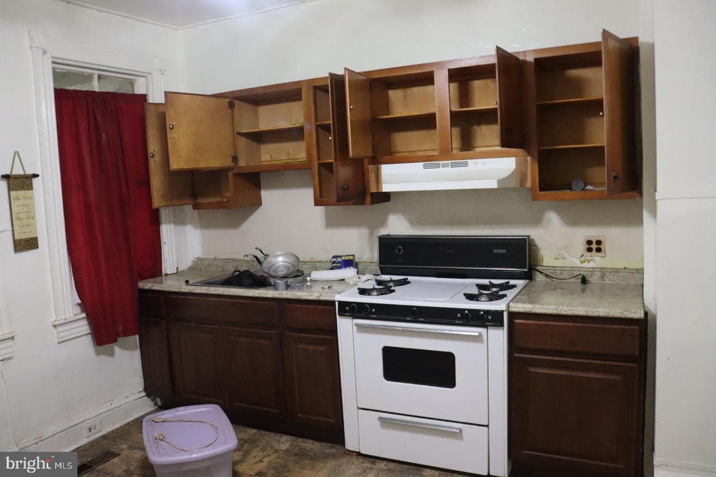 1709 Braddish Avenue photo 4