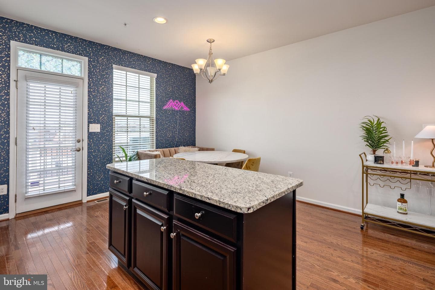836 S Macon Street photo 13