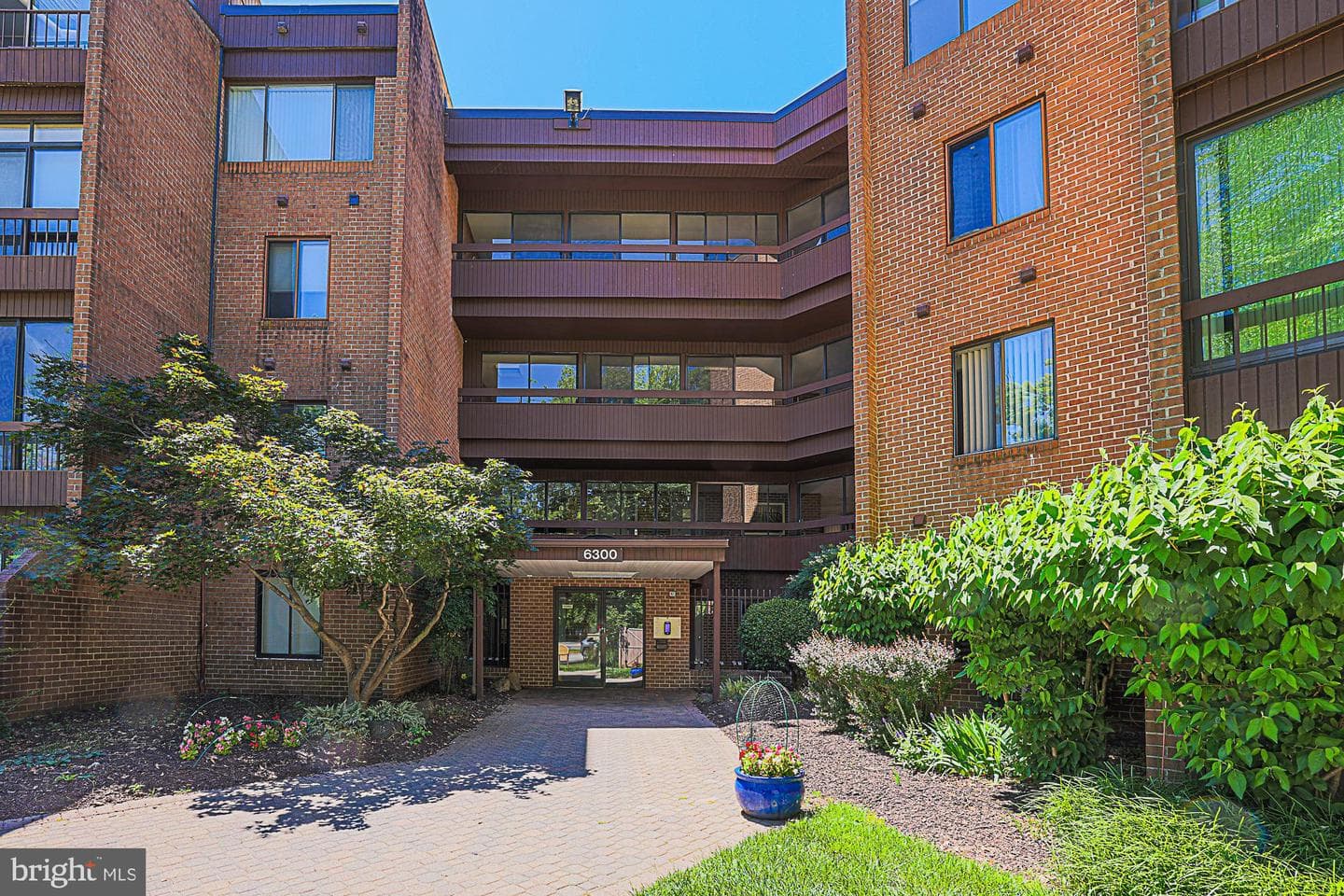 6300 Red Cedar Place #204 photo 8
