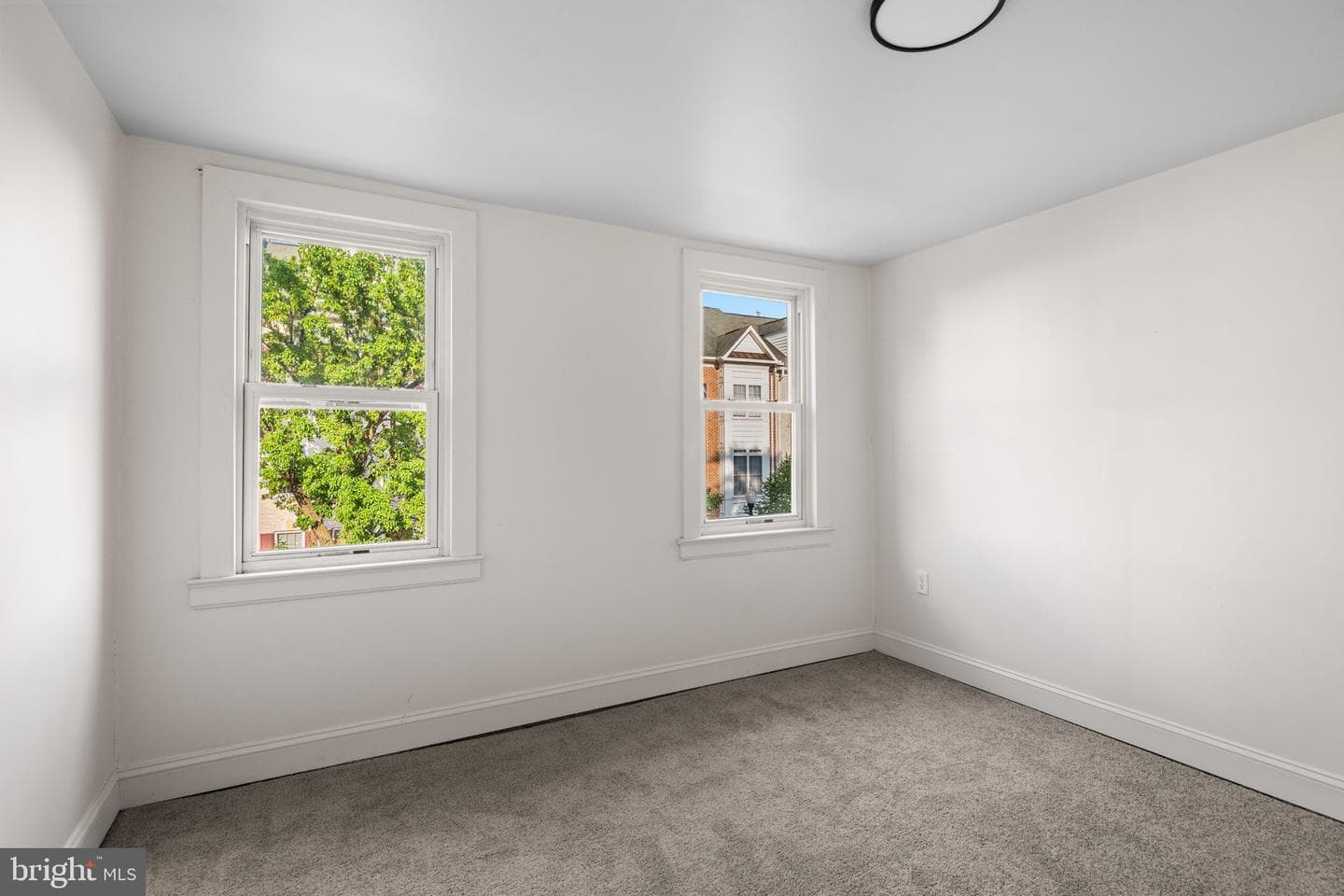 322 S Poppleton Street photo 16