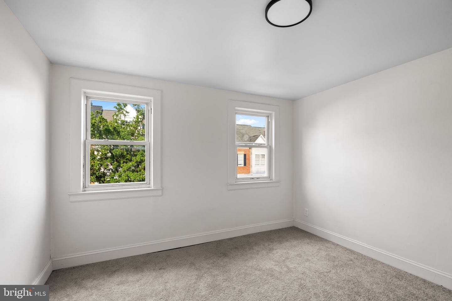 322 S Poppleton Street photo 22