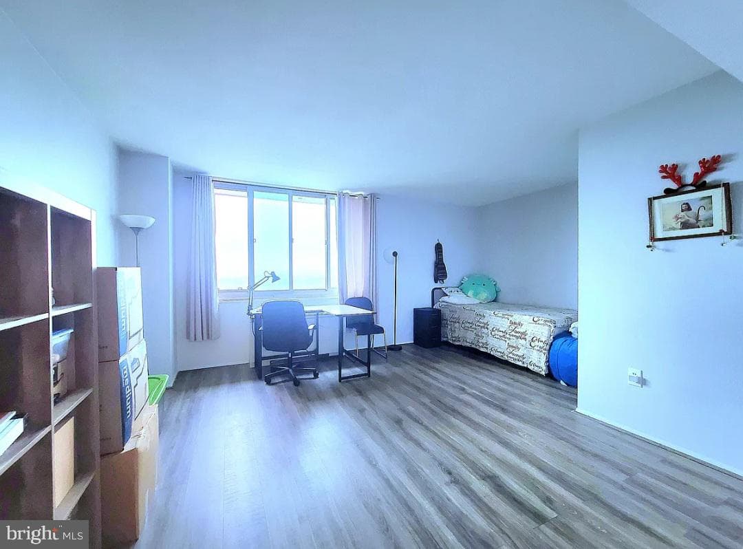 1 E University Parkway #1408 photo 18